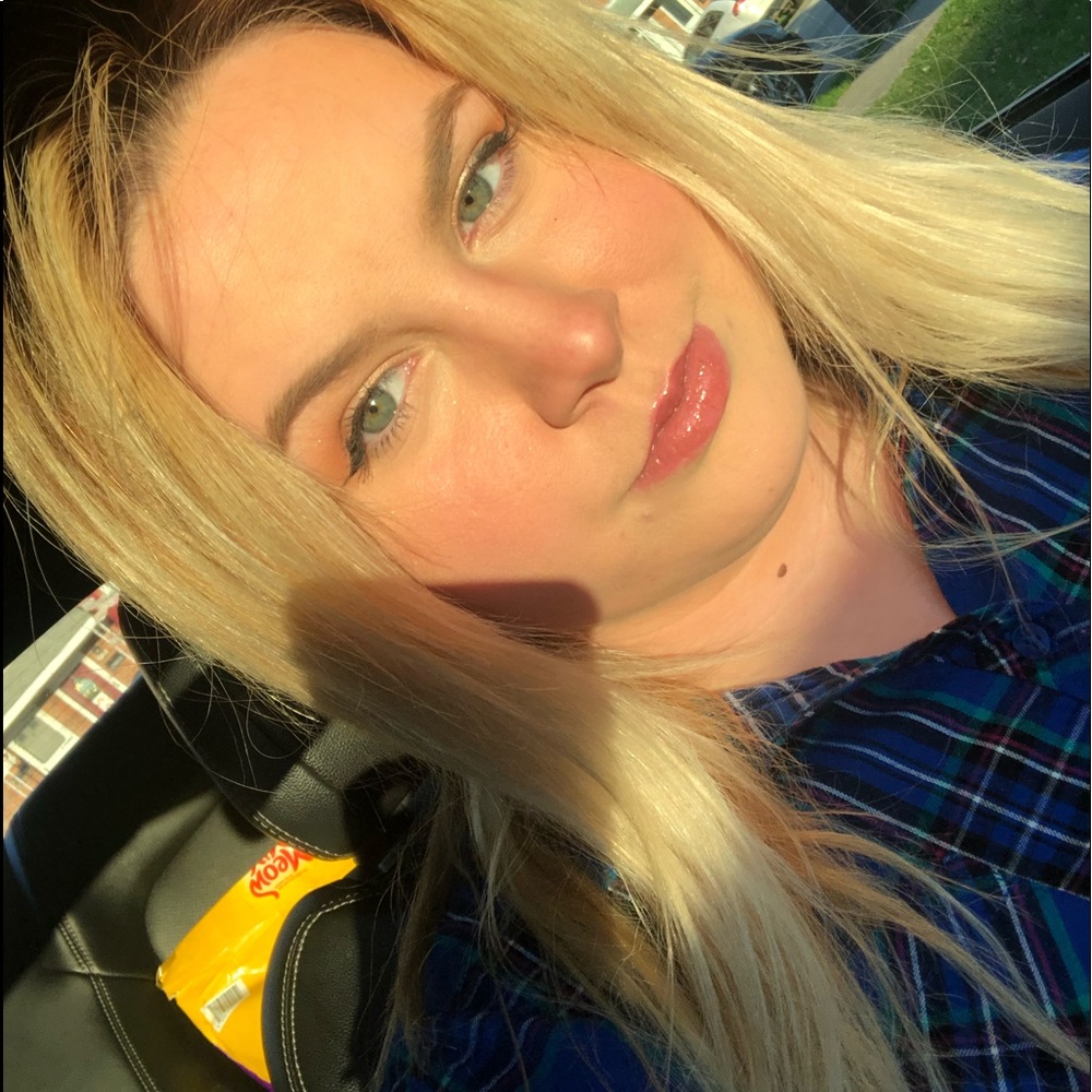 Meet your Posher, Jenna